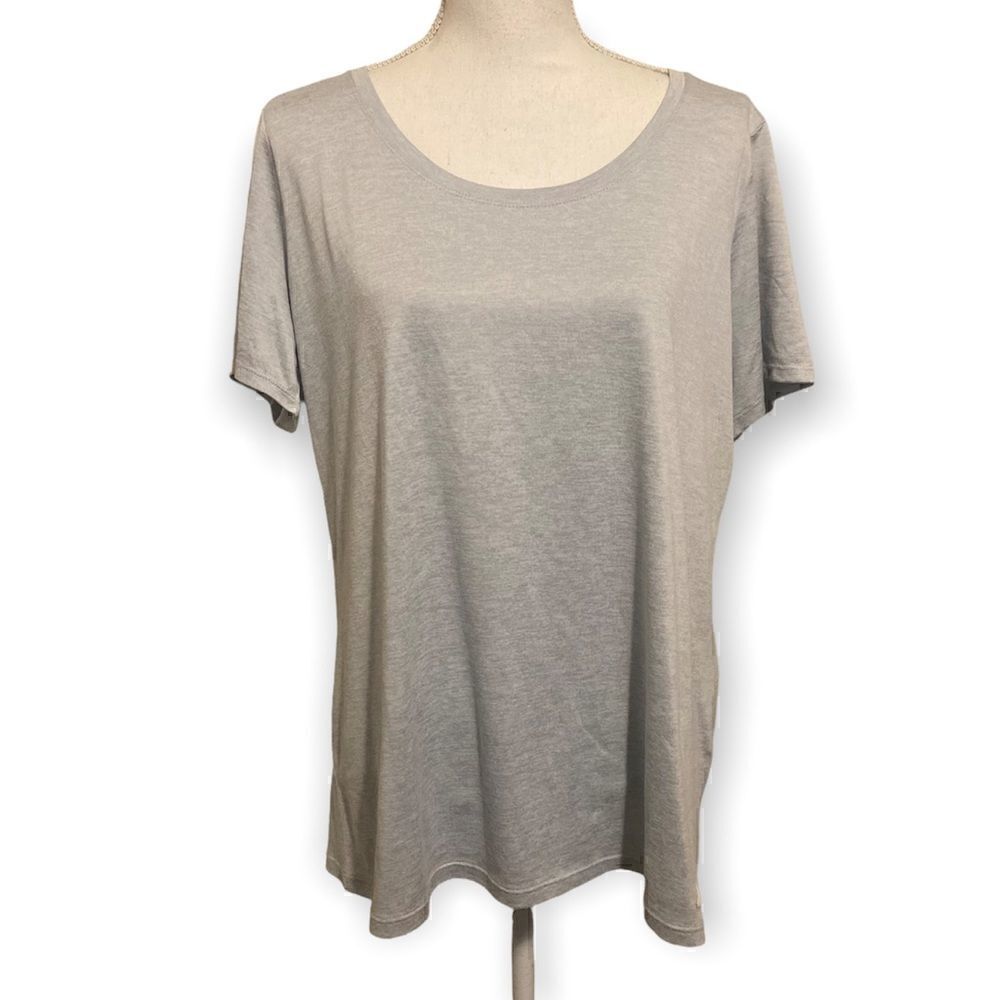 Nike Breathable Short Sleeve Tee